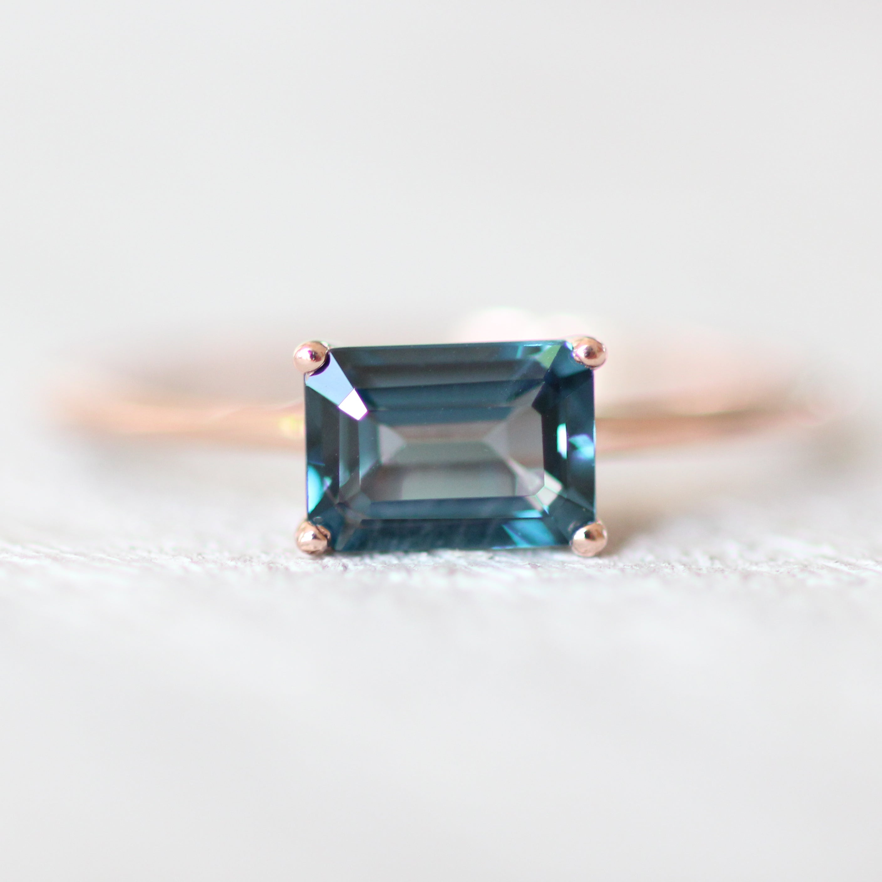 Solitaire Blue Topaz Emerald outlet cut Stone / BEAUTIFUL !!